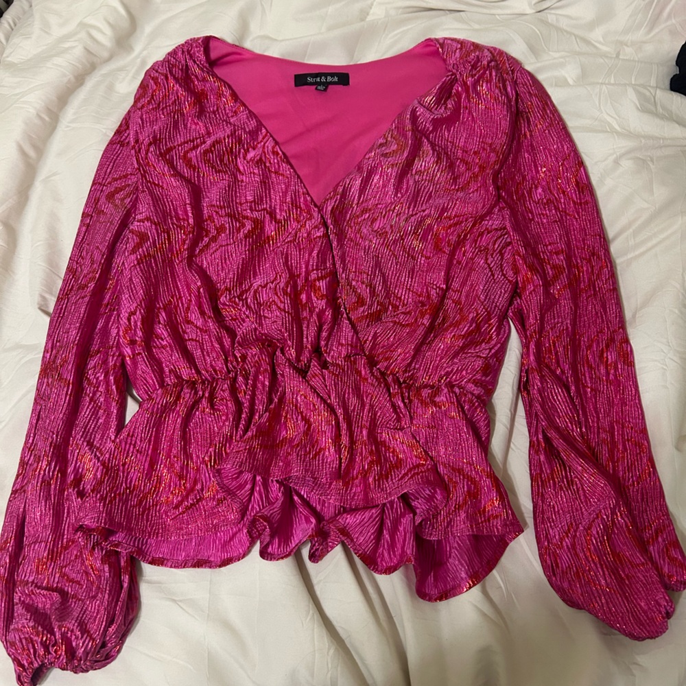 Cute boutique top